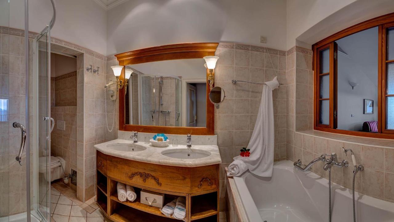 Hotel Miramar أوباتيا المظهر الخارجي الصورة