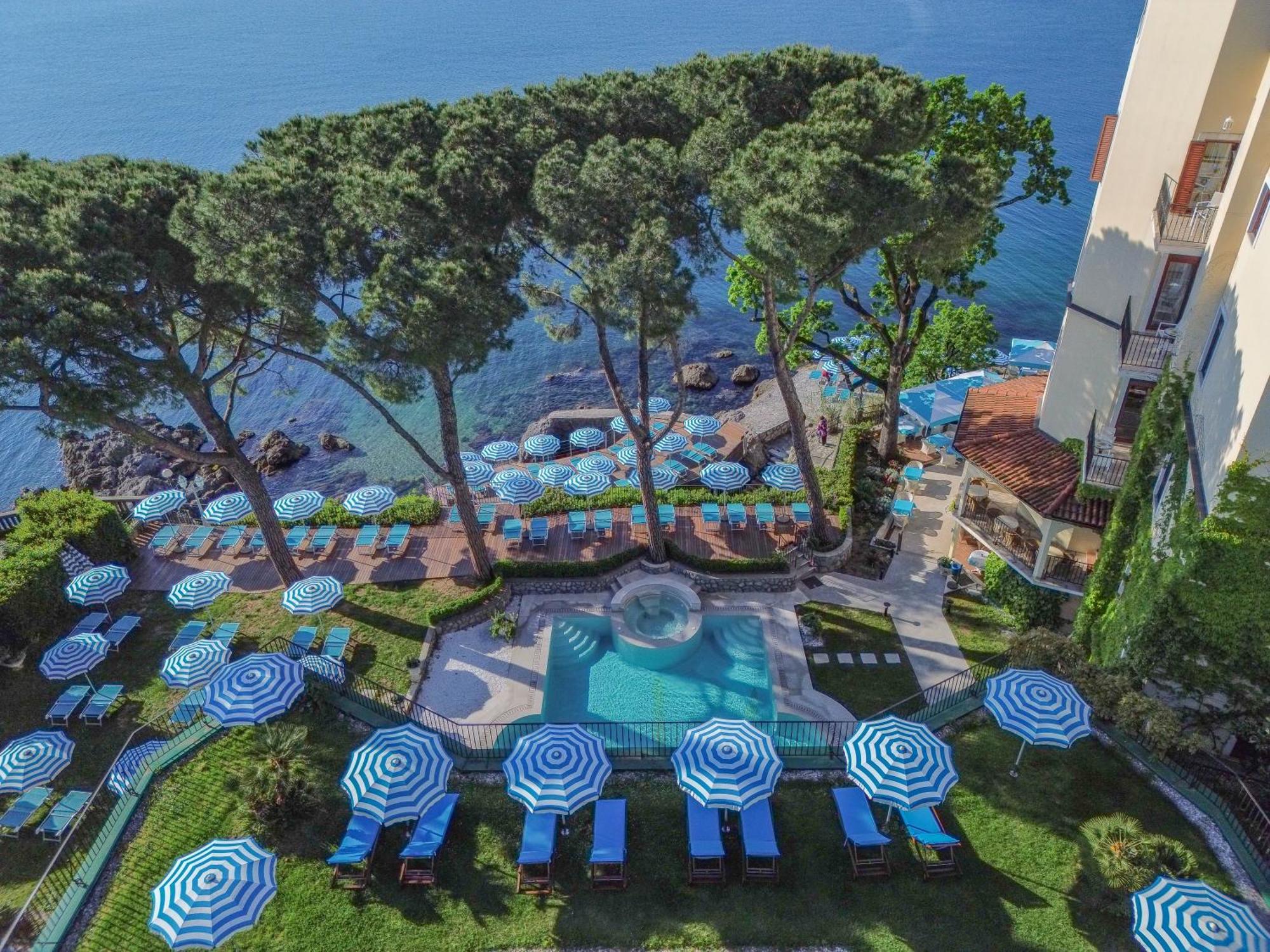 Hotel Miramar أوباتيا المظهر الخارجي الصورة